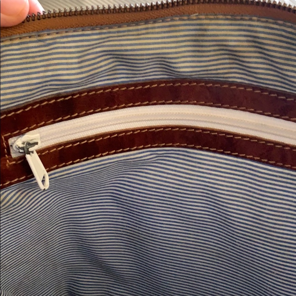 Noonday Rustic Leather Tote - Picture 6 of 8